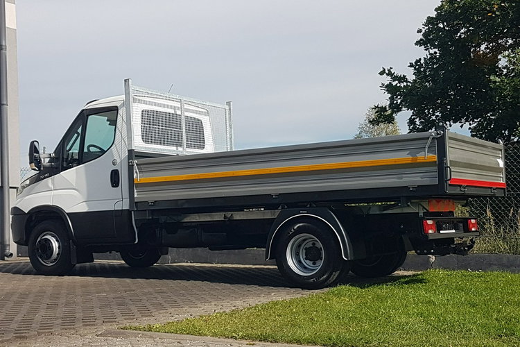 Iveco 70C18 WYWROTKA 3STRONNA KIPER 3.77x2.20 BLIŹNIAKI zdjęcie 28