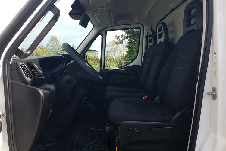 Iveco 70C18 WYWROTKA 3STRONNA KIPER 3.77x2.20 BLIŹNIAKI zdjęcie 37