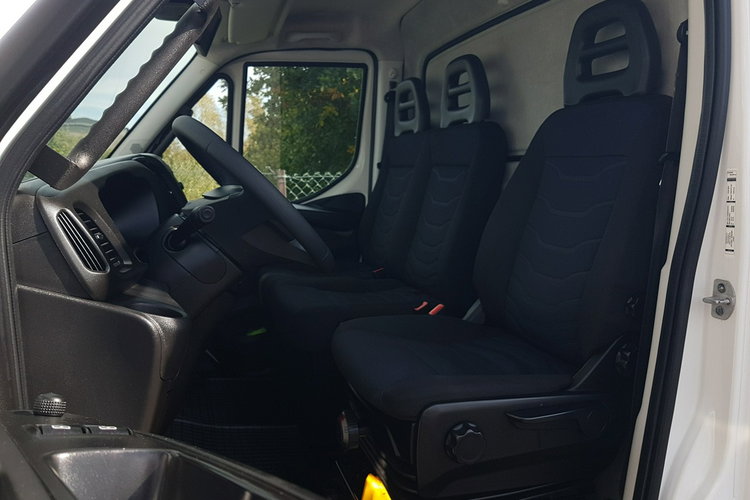 Iveco 70C18 WYWROTKA 3STRONNA KIPER 3.77x2.20 BLIŹNIAKI zdjęcie 7