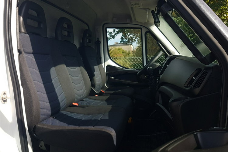 Iveco 70C18 WYWROTKA 3STRONNA KIPER 3.77x2.20 BLIŹNIAKI zdjęcie 8