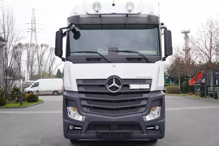 Mercedes Actros 2540 6x2 / 40 tys. km / Kabina 5 siedzeń / BDF / 6 sztuk_250115 zdjęcie 11