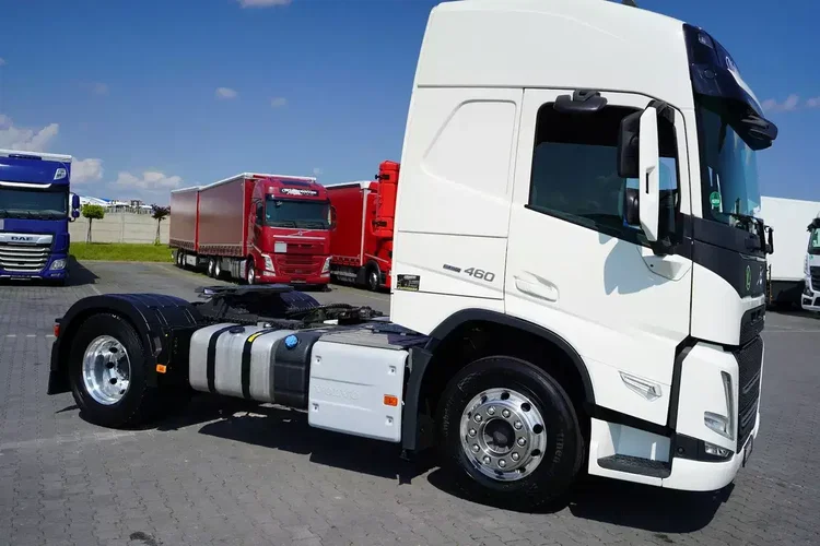 Volvo FM / 460 / E 6 / ACC / PEŁNY ADR / LEKKI / 6640 KG / HYDRAULIKA / PTO zdjęcie 22