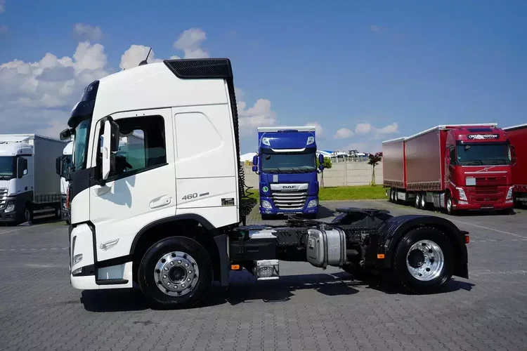 Volvo FM / 460 / E 6 / ACC / PEŁNY ADR / LEKKI / 6640 KG / HYDRAULIKA / PTO zdjęcie 23