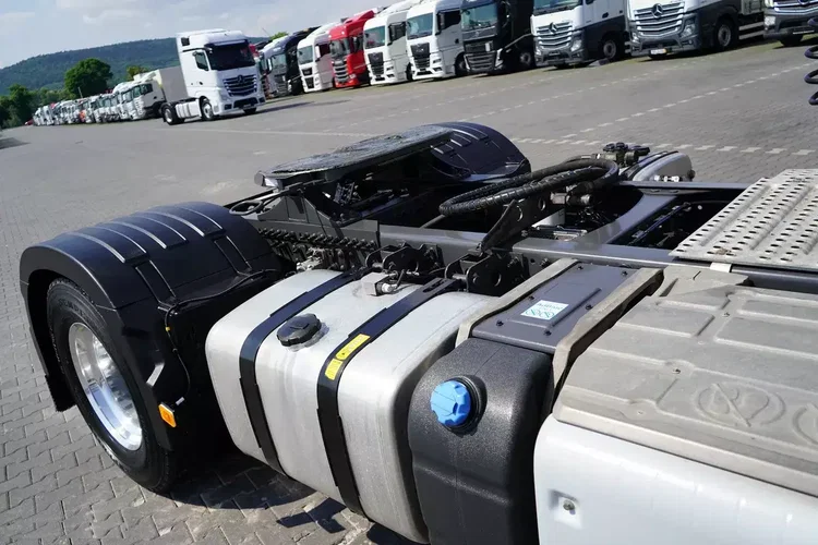 Volvo FM / 460 / E 6 / ACC / PEŁNY ADR / LEKKI / 6640 KG / HYDRAULIKA / PTO zdjęcie 30