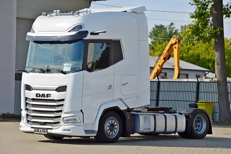 DAF XG+ 480 / LOW DECK / SALONKA / ZF INTARDER / KLIMA POST. / FULL LED / KAMERY zdjęcie 15