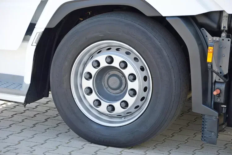 DAF XG+ 480 / LOW DECK / SALONKA / ZF INTARDER / KLIMA POST. / FULL LED / KAMERY zdjęcie 16