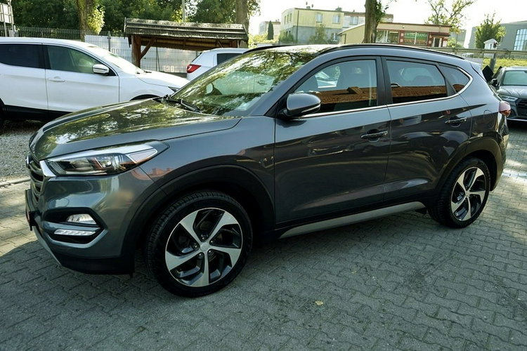 Hyundai Tucson 1.7CRDI NAVI, alu R19, skóra, kamera, 2018r. zdjęcie 2