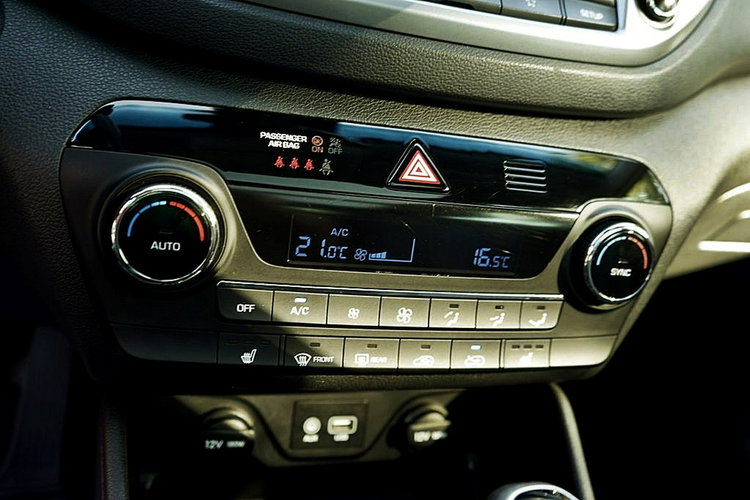 Hyundai Tucson 1.7CRDI NAVI, alu R19, skóra, kamera, 2018r. zdjęcie 22