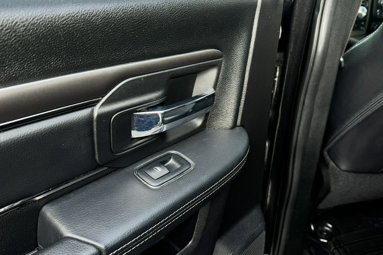 Dodge RAM 5.7HEMI Ram Box Kam cofania Wentyle Alpine Grzana kierownica Fv 23% zdjęcie 19