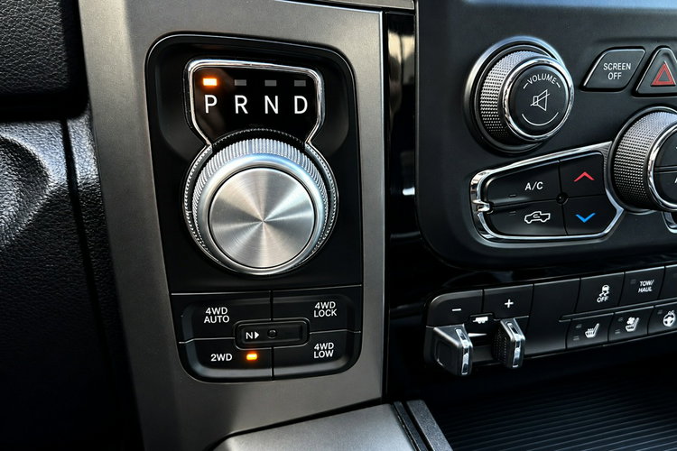 Dodge RAM 5.7HEMI Ram Box Kam cofania Wentyle Alpine Grzana kierownica Fv 23% zdjęcie 20