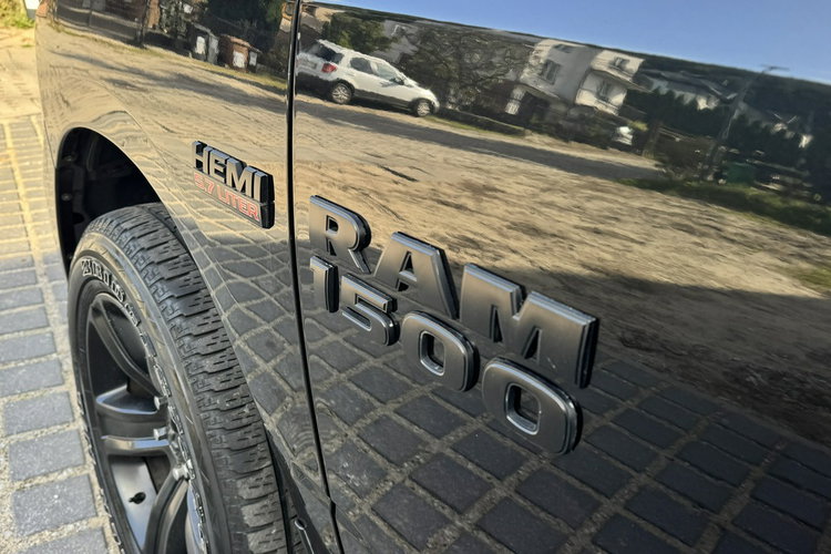 Dodge RAM 5.7HEMI Ram Box Kam cofania Wentyle Alpine Grzana kierownica Fv 23% zdjęcie 24