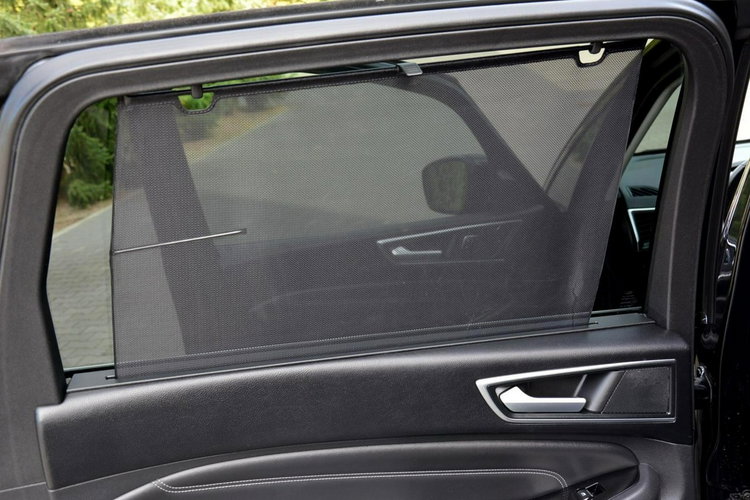 Ford S-Max 7-foteli Full Led Radar Navi Sķóry Panorama Convers 2xParkt Alu18 zdjęcie 28