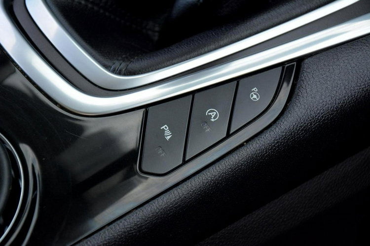 Ford S-Max 7-foteli Full Led Radar Navi Sķóry Panorama Convers 2xParkt Alu18 zdjęcie 32
