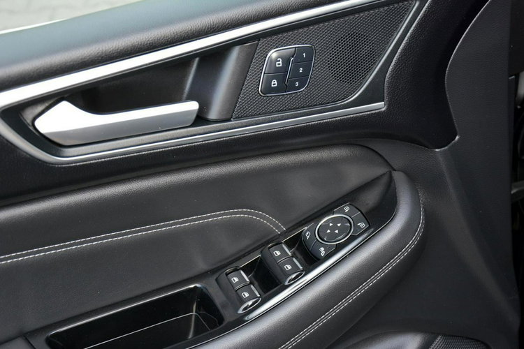 Ford S-Max 7-foteli Full Led Radar Navi Sķóry Panorama Convers 2xParkt Alu18 zdjęcie 33