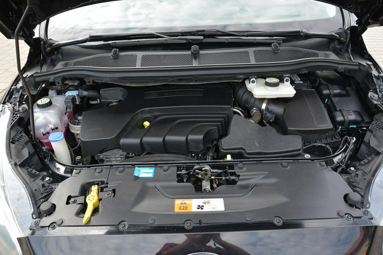 Ford S-Max 7-foteli Full Led Radar Navi Sķóry Panorama Convers 2xParkt Alu18 zdjęcie 36