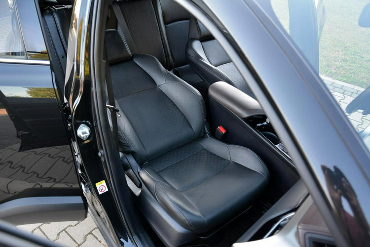 Toyota C-HR Lounge JBL Full Led Radar Navi Kamera Keyless ParkAssist BLIS Aso zdjęcie 16