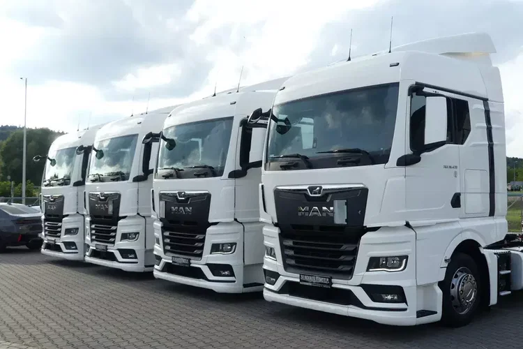 MAN TGX 18.470 / EURO 6 / LOW DECK / EURO 6 / AUTOMAT / zdjęcie 12