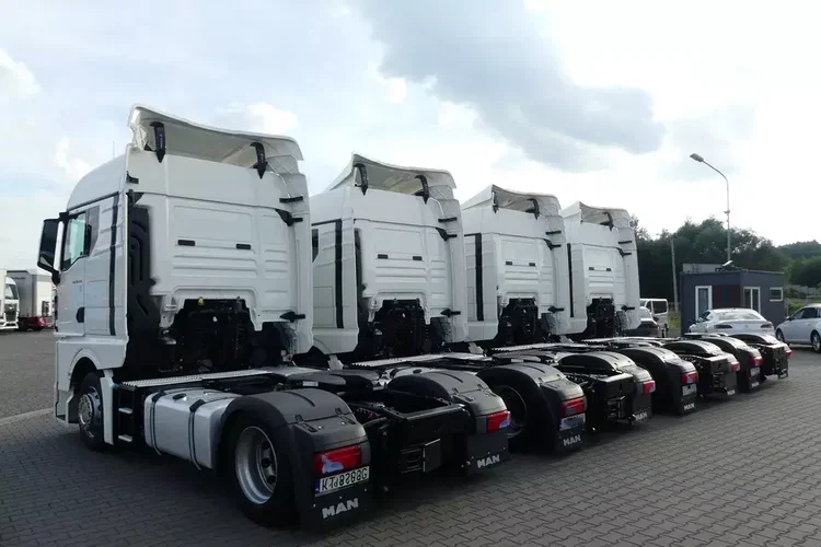 MAN TGX 18.470 / EURO 6 / LOW DECK / EURO 6 / AUTOMAT / zdjęcie 34