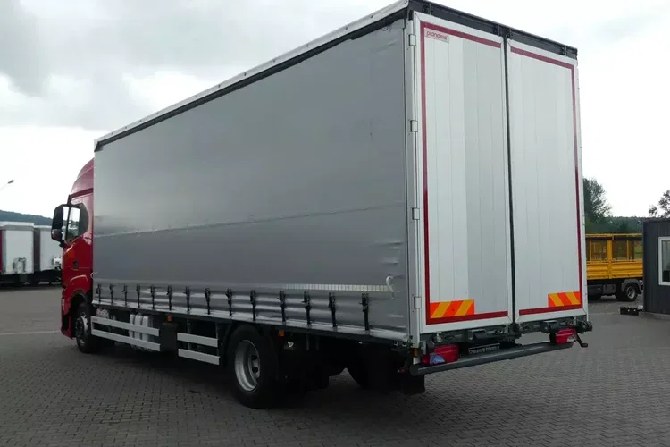 Iveco S WAY 460 / FIRANKA 8.10m / EURO 6 / KLIMATYZACJA POSTOJOWA / zdjęcie 32