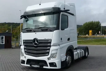 Mercedes Actros