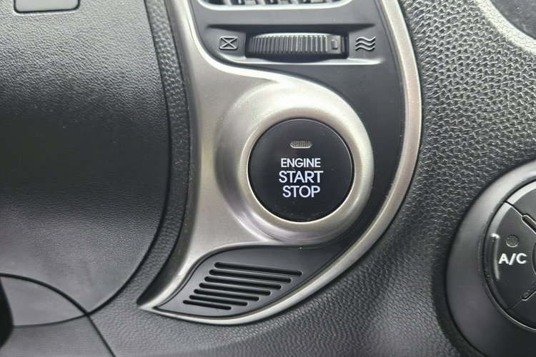 Hyundai ix35 100% Fabryczny Lakier Panorama Kamera Bogate Wyposażenie zdjęcie 19