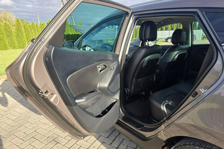 Hyundai ix35 2.0Benz DOHC.Automat.Serwis.Navi.Kamera Cof.Pół-Skóry. zdjęcie 17