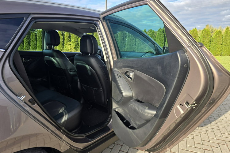 Hyundai ix35 2.0Benz DOHC.Automat.Serwis.Navi.Kamera Cof.Pół-Skóry. zdjęcie 23
