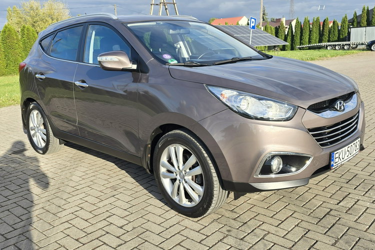 Hyundai ix35 2.0Benz DOHC.Automat.Serwis.Navi.Kamera Cof.Pół-Skóry. zdjęcie 4