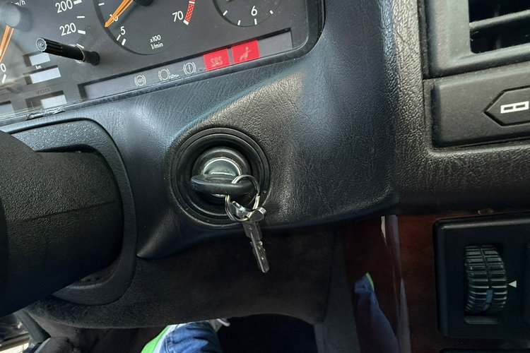 Mercedes SL 300 Sl300 R190 ładny stan 16 lat w jednych rękach garażowany pełna dokumen zdjęcie 21