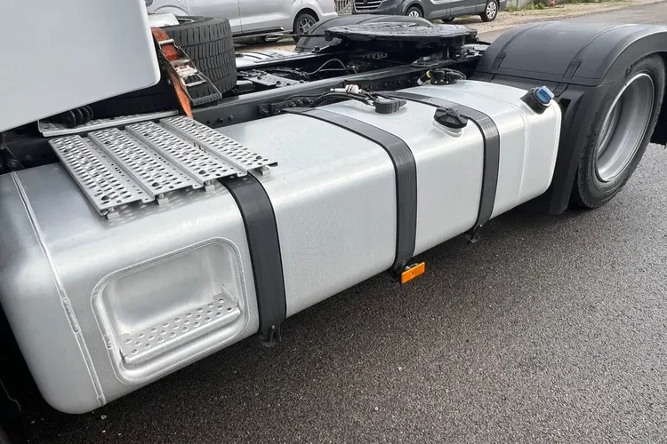 Mercedes ACTROS L GIGA SALONKA TOP WYPOSAZENIE zdjęcie 16