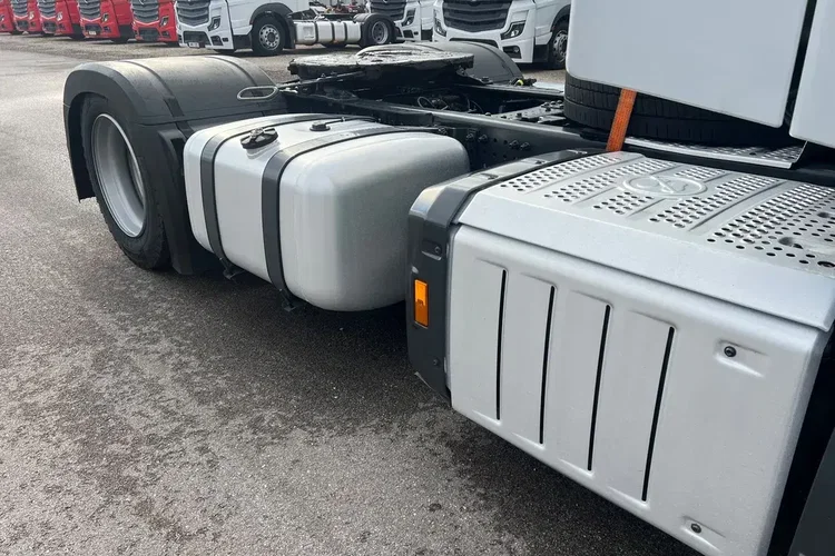 Mercedes ACTROS L GIGA SALONKA TOP WYPOSAZENIE zdjęcie 7