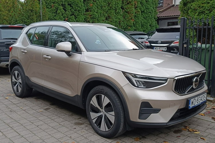 XC 40 VOLVOXC40 B3 2.0 Core aut, salon Polska , bezwyp, F-ra VAT-23, st.bdb zdjęcie 10
