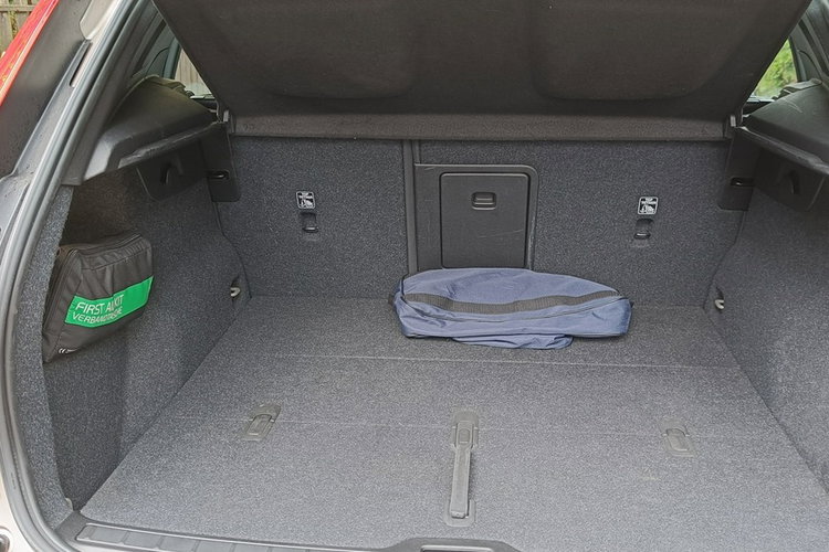 XC 40 VOLVOXC40 B3 2.0 Core aut, salon Polska , bezwyp, F-ra VAT-23, st.bdb zdjęcie 18