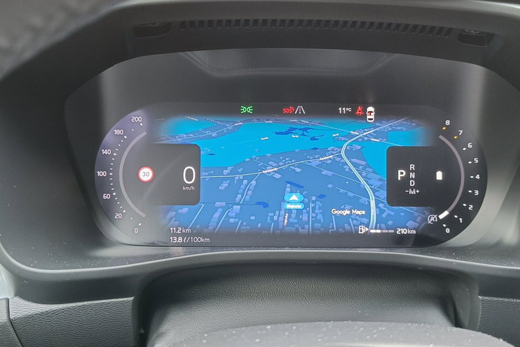 XC 40 VOLVOXC40 B3 2.0 Core aut, salon Polska , bezwyp, F-ra VAT-23, st.bdb zdjęcie 22
