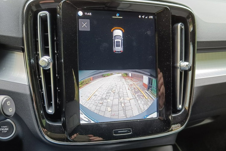 XC 40 VOLVOXC40 B3 2.0 Core aut, salon Polska , bezwyp, F-ra VAT-23, st.bdb zdjęcie 30