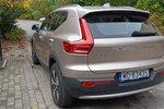 XC 40 VOLVOXC40 B3 2.0 Core aut, salon Polska , bezwyp, F-ra VAT-23, st.bdb zdjęcie 4
