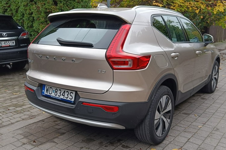 XC 40 VOLVOXC40 B3 2.0 Core aut, salon Polska , bezwyp, F-ra VAT-23, st.bdb zdjęcie 6