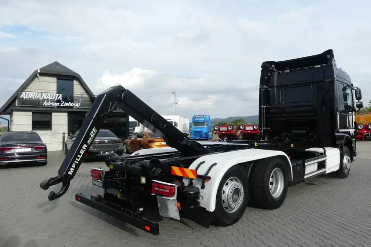 DAF XF 106.510 / 6x2 / HAKOWIEC / RETARDER / EURO 6 / OŚ SKRĘTNA / zdjęcie 35