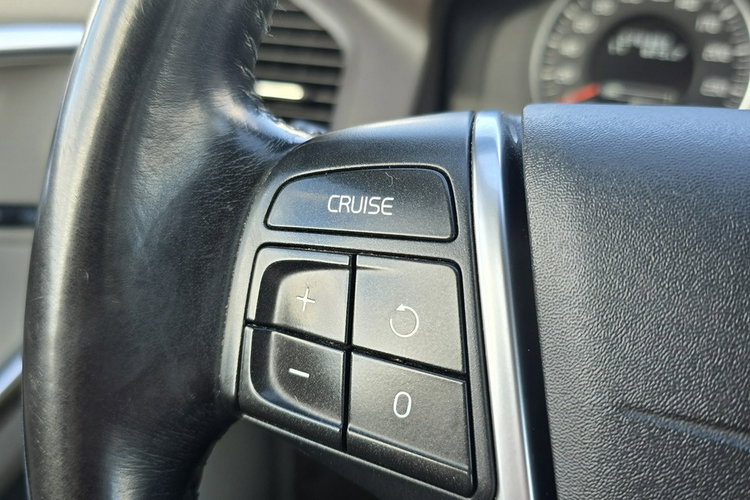 Volvo XC 60 2.0D4 Serwis.Ocean Race.Alu.Navigacja.Ledy.Skóry.Podg.Fotele. zdjęcie 35