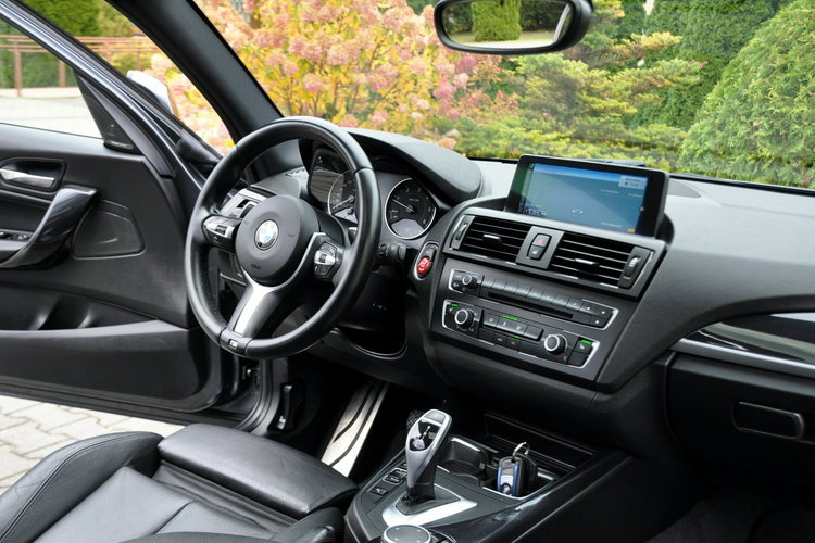 BMW 125 2.0d(218KM) M-Pakiet Xenon Ringi Navi Szyber Skóry HarmanKardon Alu18" zdjęcie 26