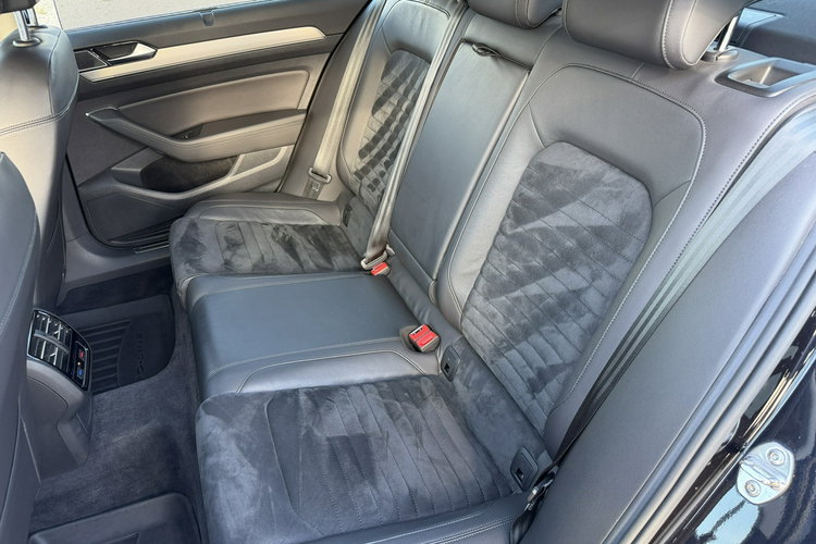 Volkswagen Passat Highline 2.0 TDI/150KM Euro_6 DSG – 6 stopniowa zdjęcie 24