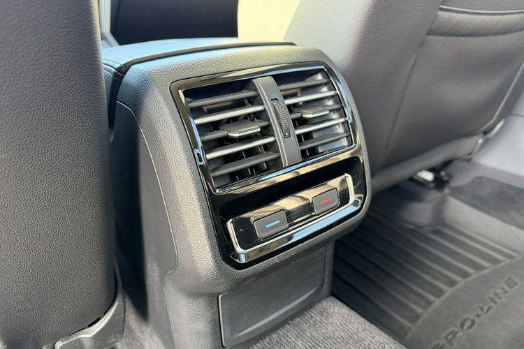 Volkswagen Passat Highline 2.0 TDI/150KM Euro_6 DSG – 6 stopniowa zdjęcie 26