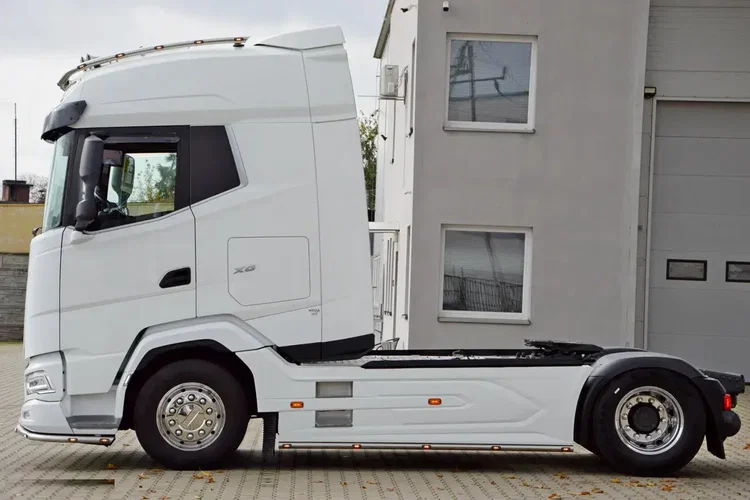 DAF XG 530 / ZF INTARDER / FULL LED / TRĄBY /KLIMA POST. / ALUFELGI zdjęcie 11