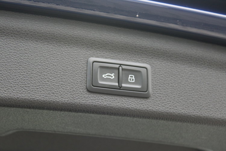 Audi Q3 VIRTUALN netto 69024PLN Gwarancja Salon Polska G.Fotele zdjęcie 11