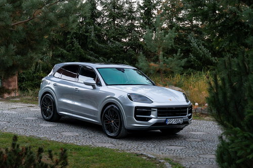 Porsche Cayenne GTS 4.0 V8 500KM / SportDesign / BOSE / Panorama / Head-UP / PTV Plus / FV