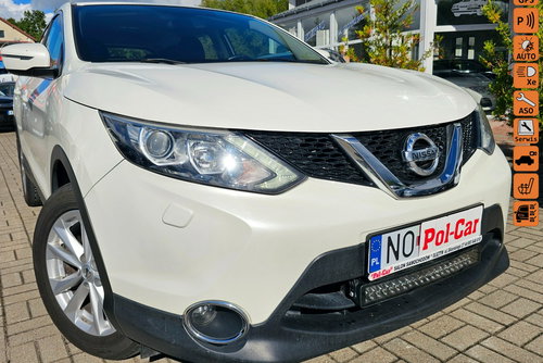Nissan Qashqai 2015 Model, biała perła, , grzane fotele, kamera , nawigacja